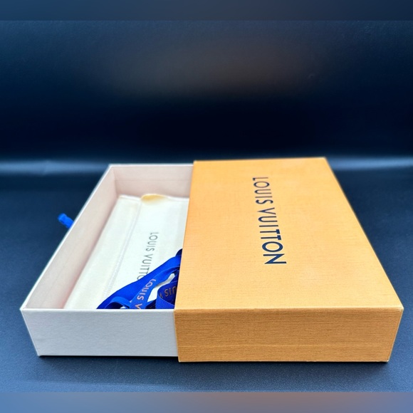 Vintage Louis Vuitton Gold Letter Empty Drawer Style Box, Dust Bag and Ribbon - Picture 7 of 12